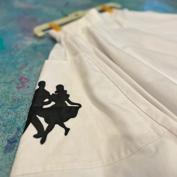 Vintage Cameo Twirling Skirt - Picture 5 of 11